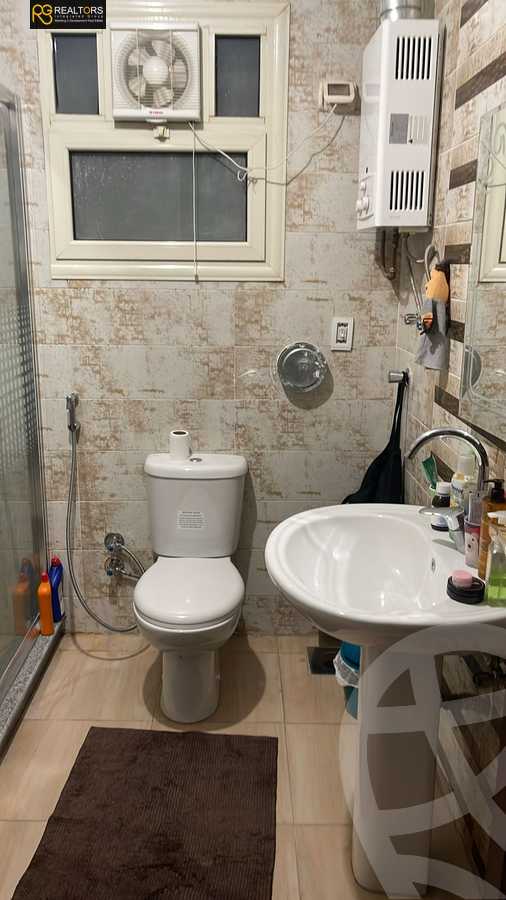 https://aqarmap.com.eg/en/listing/5767354-for-sale-cairo-el-sheikh-zayed-city-compounds-jn-1