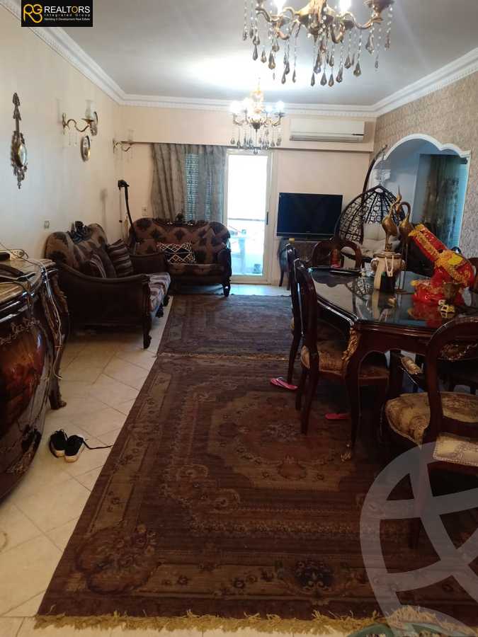 https://aqarmap.com.eg/en/listing/5767386-for-sale-cairo-el-sheikh-zayed-city-compounds-hadayek-el-mohandiseen