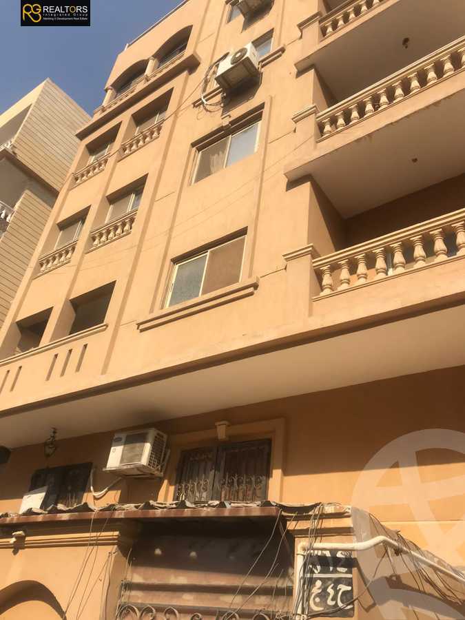 https://aqarmap.com.eg/ar/listing/5774872-for-sale-cairo-6th-of-october-el-ahyaa-neighborhood-4th-al-mostashar-ahmed-layali-st