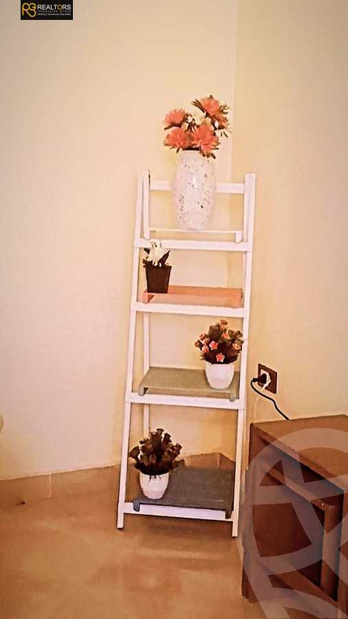 https://aqarmap.com.eg/en/listing/5774942-for-rent-cairo-el-sheikh-zayed-city-compounds-el-khamayel