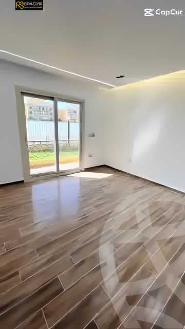 https://aqarmap.com.eg/en/listing/5774948-for-sale-cairo-el-sheikh-zayed-city-compounds-el-khamayel