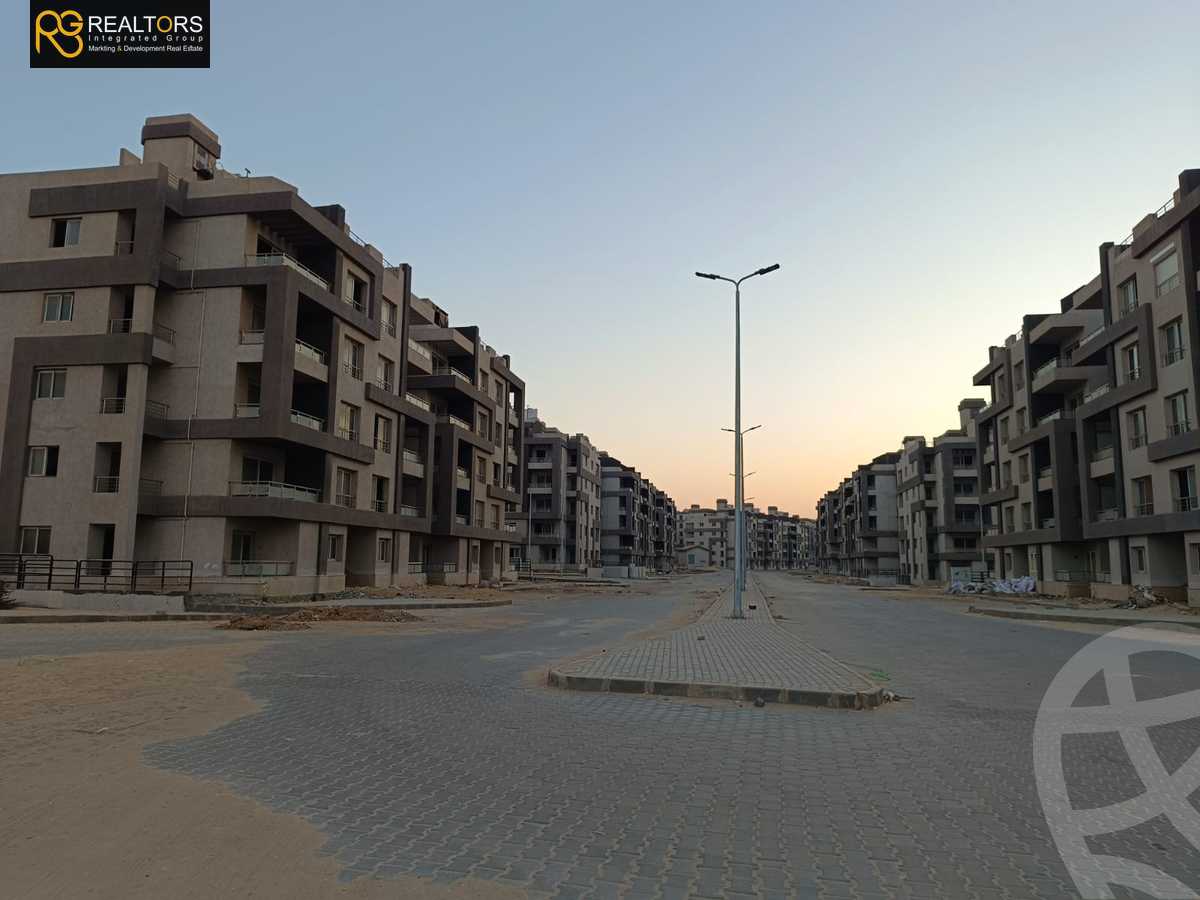 https://aqarmap.com.eg/en/listing/5776199-for-sale-cairo-6th-of-october-compounds-kmbwnd-jm-lqhr