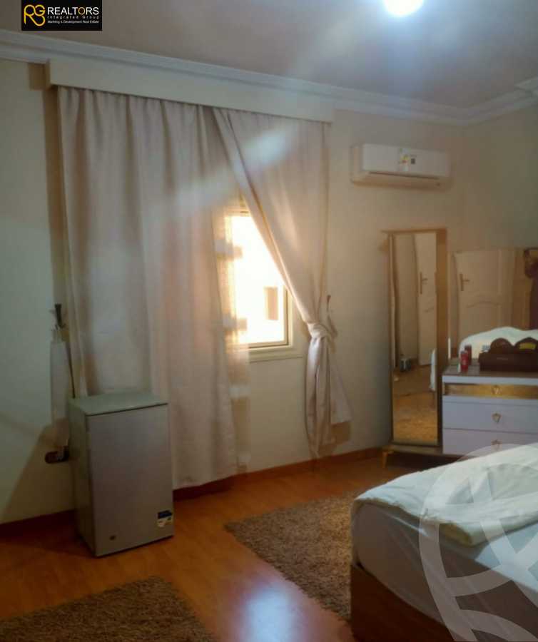 https://aqarmap.com.eg/ar/listing/5788883-for-sale-cairo-6th-of-october-el-ahyaa-neighborhood-1st-sixth-neighborhood