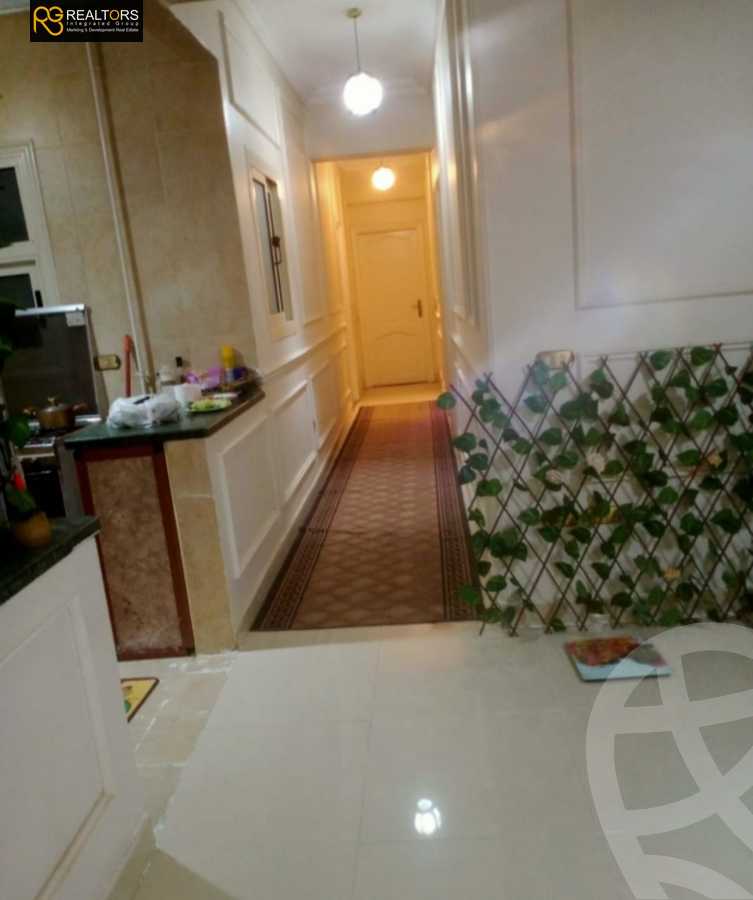 https://aqarmap.com.eg/ar/listing/5788883-for-sale-cairo-6th-of-october-el-ahyaa-neighborhood-1st-sixth-neighborhood