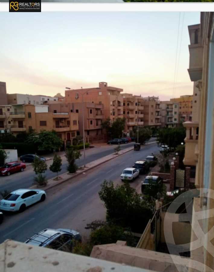 https://aqarmap.com.eg/ar/listing/5788883-for-sale-cairo-6th-of-october-el-ahyaa-neighborhood-1st-sixth-neighborhood