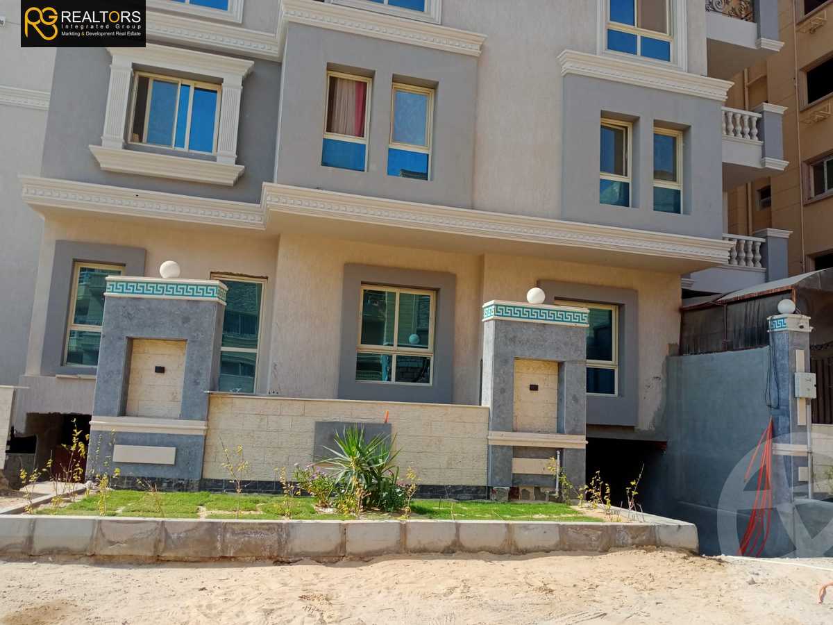https://aqarmap.com.eg/ar/listing/5788915-for-sale-cairo-6th-of-october-hadaeq-october-kmbwnd-fy-hdyq-ktwbr-zaher-city