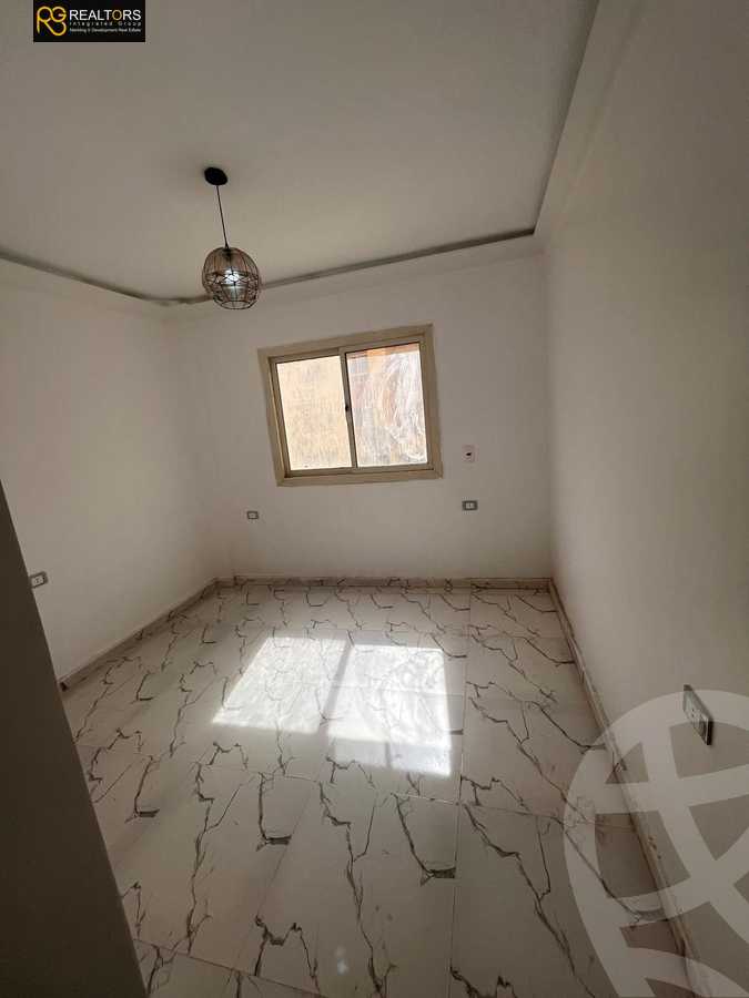 https://aqarmap.com.eg/en/listing/5789556-for-sale-cairo-6th-of-october-hadaeq-october-kmbwnd-fy-hdyq-ktwbr-djlh-blmz-m-mr-lmrshdy