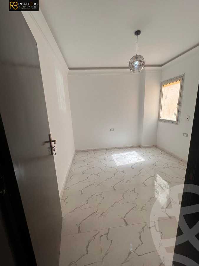 https://aqarmap.com.eg/en/listing/5789556-for-sale-cairo-6th-of-october-hadaeq-october-kmbwnd-fy-hdyq-ktwbr-djlh-blmz-m-mr-lmrshdy