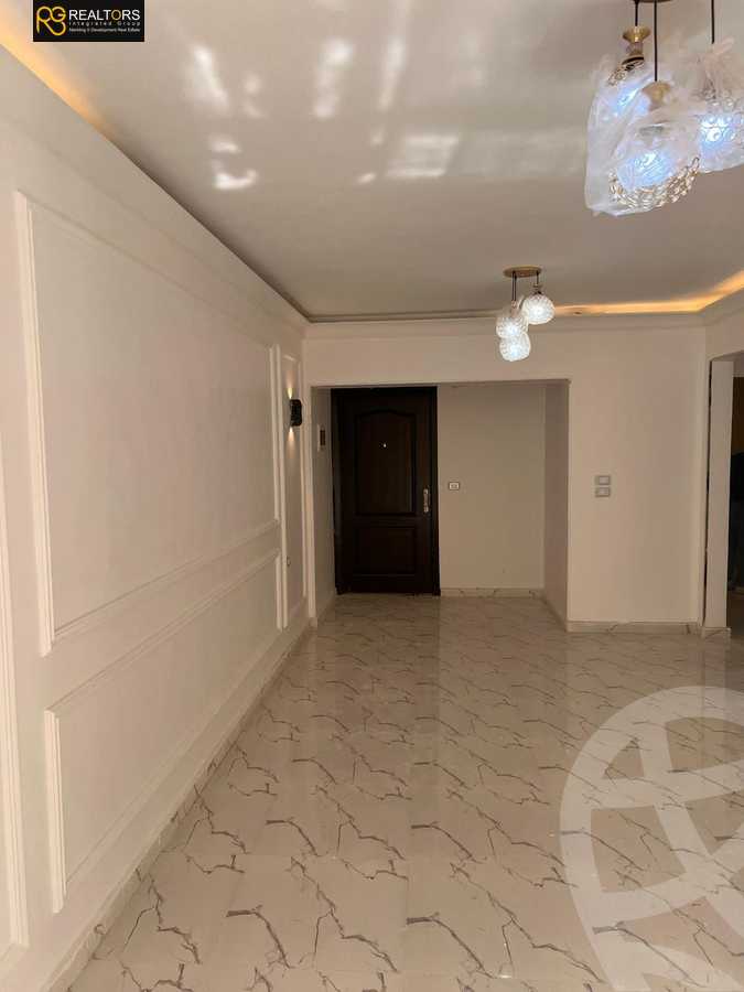 https://aqarmap.com.eg/en/listing/5789556-for-sale-cairo-6th-of-october-hadaeq-october-kmbwnd-fy-hdyq-ktwbr-djlh-blmz-m-mr-lmrshdy