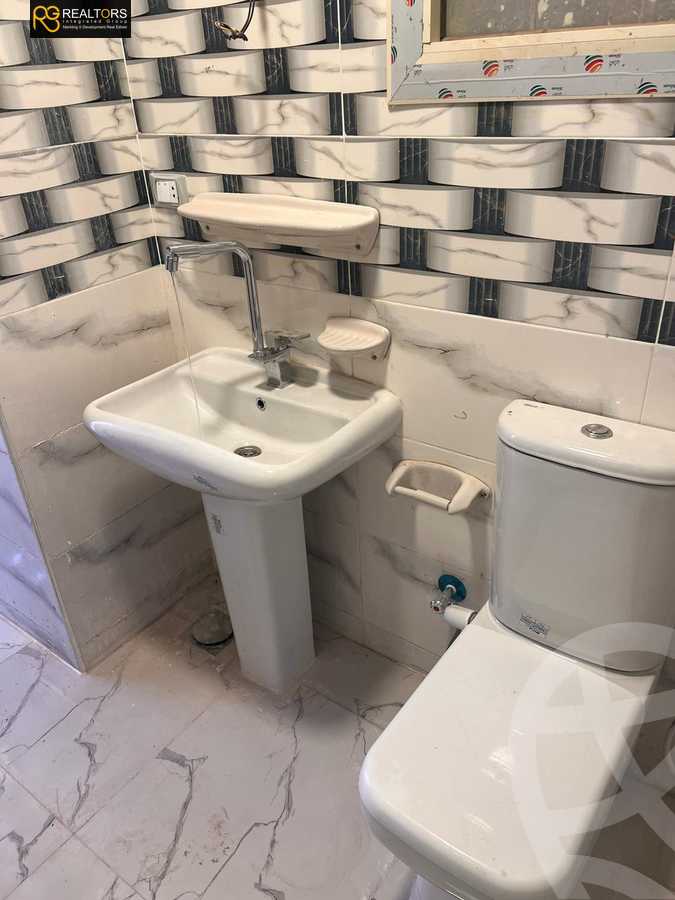 https://aqarmap.com.eg/en/listing/5789556-for-sale-cairo-6th-of-october-hadaeq-october-kmbwnd-fy-hdyq-ktwbr-djlh-blmz-m-mr-lmrshdy