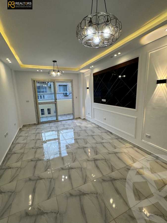 https://aqarmap.com.eg/ar/listing/5789595-for-sale-cairo-6th-of-october-compounds-pyramids-walk