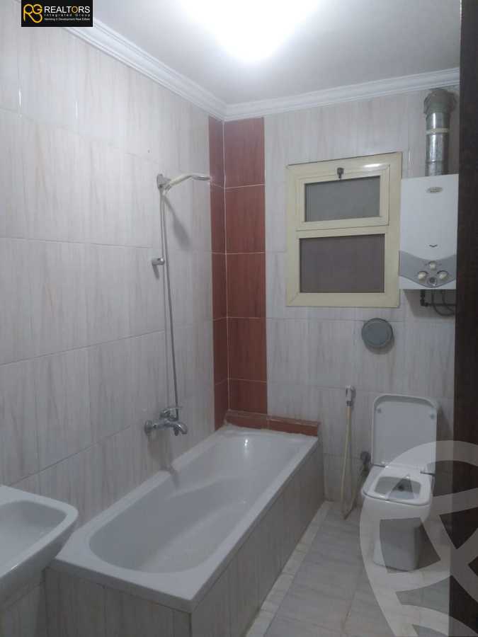 https://aqarmap.com.eg/en/listing/5924470-for-sale-cairo-6th-of-october-el-ahyaa-neighborhood-4th-neighborhood-5