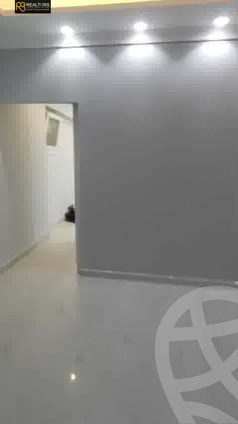 https://aqarmap.com.eg/en/listing/5924570-for-sale-cairo-6th-of-october-el-tawsaat-el-shamalya-hy-2000-qt