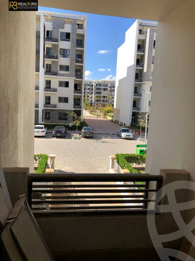 https://aqarmap.com.eg/en/listing/5925119-for-sale-cairo-6th-of-october-hadaeq-october-kmbwnd-fy-hdyq-ktwbr-beta-greens-compound-beta-egypt