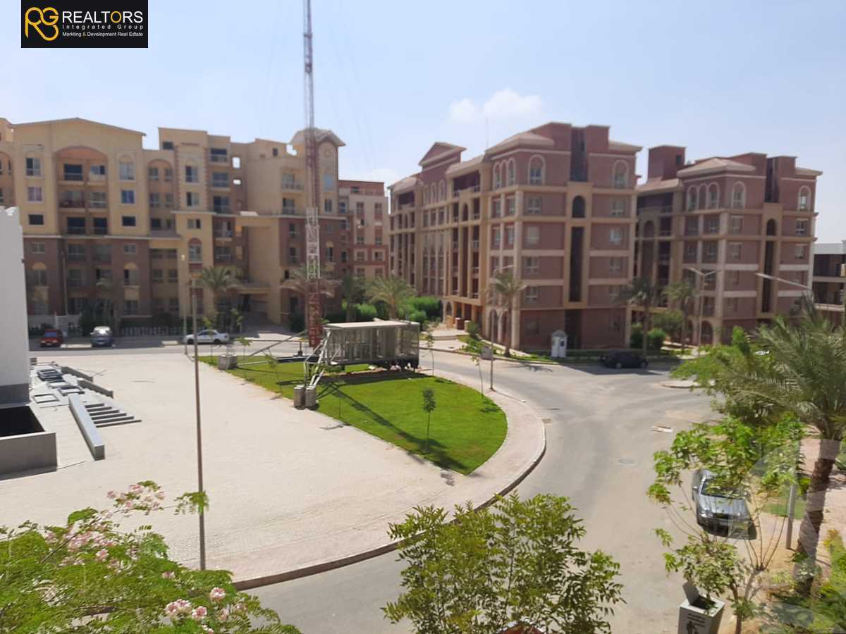 https://aqarmap.com.eg/en/listing/5925157-for-sale-cairo-6th-of-october-hadaeq-october-kmbwnd-fy-hdyq-ktwbr-djlh-blmz-m-mr-lmrshdy