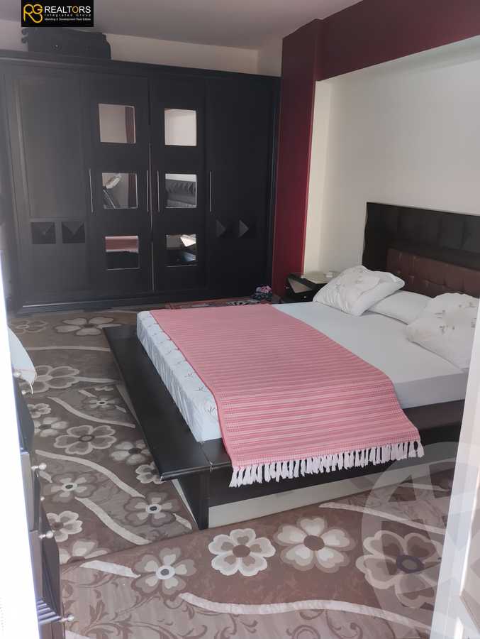 https://aqarmap.com.eg/ar/listing/5928645-for-sale-cairo-6th-of-october-el-ahyaa-neighborhood-5th-street-19