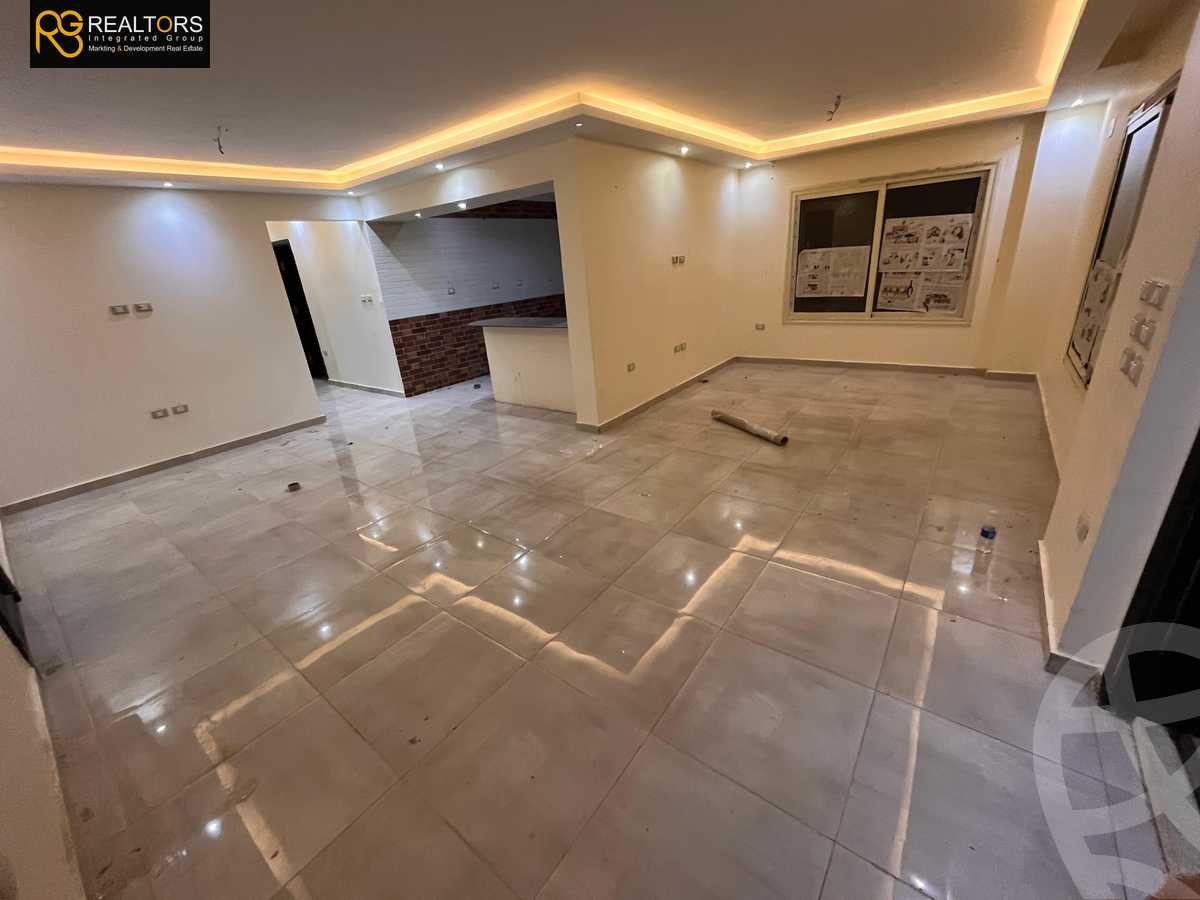 https://aqarmap.com.eg/en/listing/5931320-for-sale-cairo-6th-of-october-compounds-jrdyny-lshms