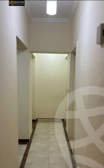 https://aqarmap.com.eg/ar/listing/5931348-for-sale-cairo-6th-of-october-hadaeq-october-kmbwnd-fy-hdyq-ktwbr-hay-el-ashgar