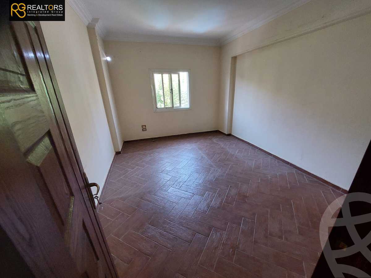 https://aqarmap.com.eg/en/listing/5953728-for-sale-cairo-el-sheikh-zayed-city-compounds-beverly-hills
