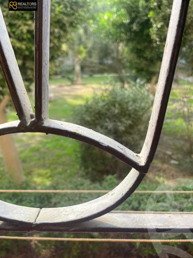 https://aqarmap.com.eg/ar/listing/5953768-for-sale-cairo-el-sheikh-zayed-city-el-hay-el-hady-ashaer-area-3-street-30