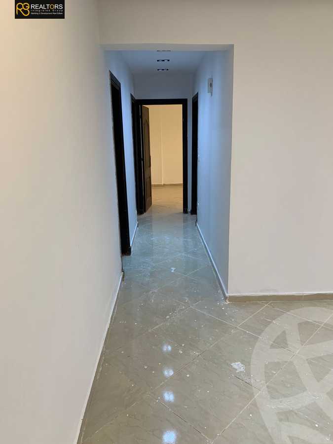 https://aqarmap.com.eg/en/listing/5953783-for-sale-cairo-el-sheikh-zayed-city-compounds-dr-msr
