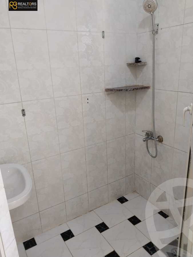 https://aqarmap.com.eg/en/listing/5954024-for-sale-cairo-el-sheikh-zayed-city-el-hay-el-thaleth-ashaer-area-2-street-21