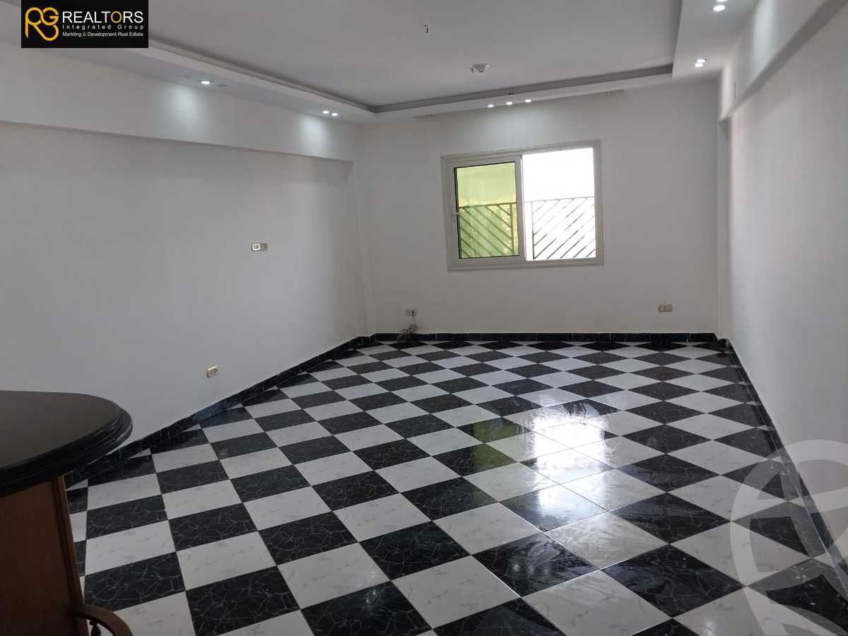https://aqarmap.com.eg/en/listing/5954024-for-sale-cairo-el-sheikh-zayed-city-el-hay-el-thaleth-ashaer-area-2-street-21