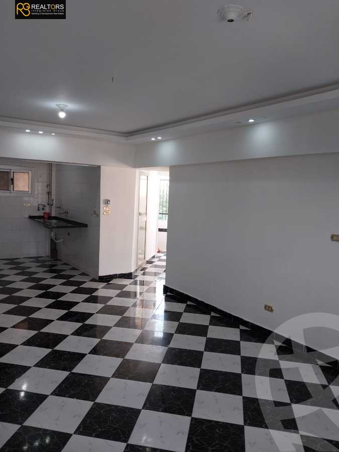 https://aqarmap.com.eg/en/listing/5954024-for-sale-cairo-el-sheikh-zayed-city-el-hay-el-thaleth-ashaer-area-2-street-21
