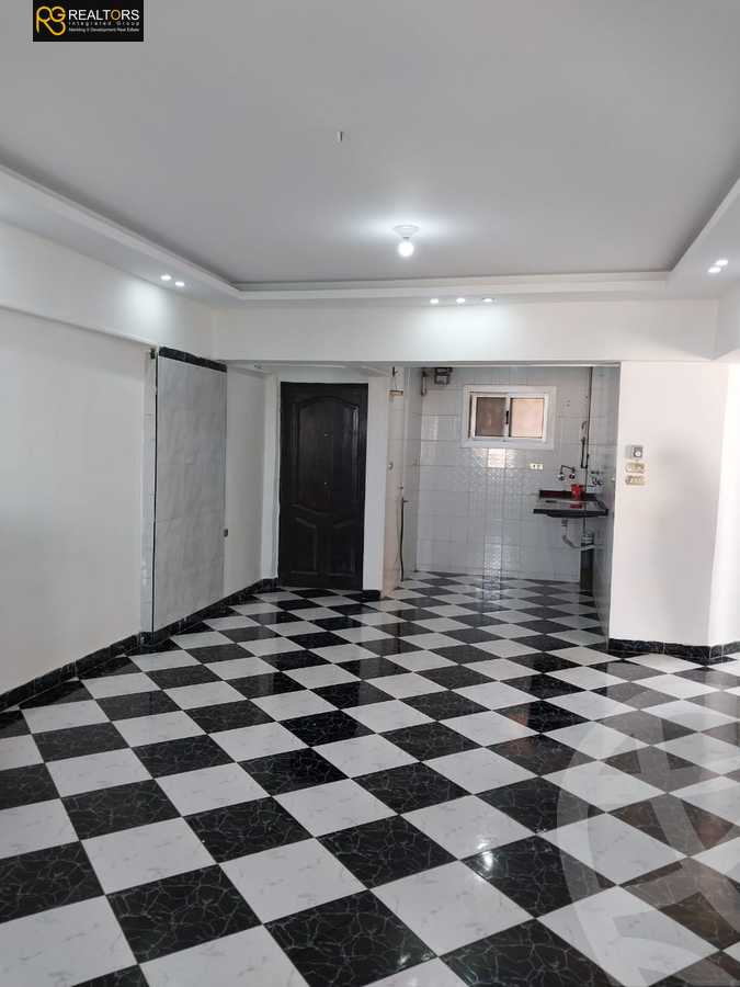 https://aqarmap.com.eg/en/listing/5954024-for-sale-cairo-el-sheikh-zayed-city-el-hay-el-thaleth-ashaer-area-2-street-21