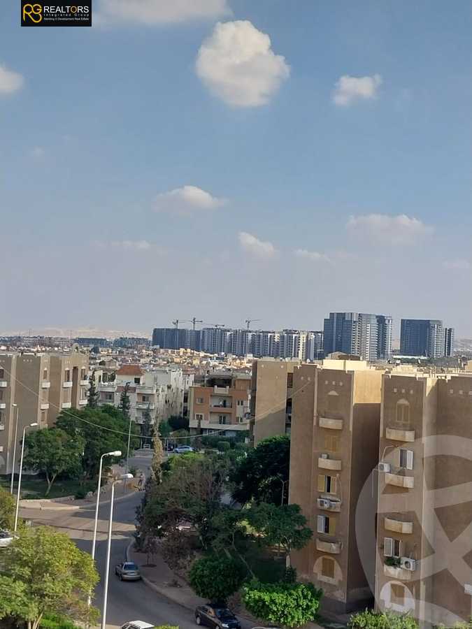 https://aqarmap.com.eg/en/listing/5954024-for-sale-cairo-el-sheikh-zayed-city-el-hay-el-thaleth-ashaer-area-2-street-21