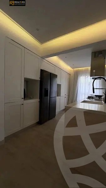 https://aqarmap.com.eg/en/listing/5954369-for-sale-cairo-el-sheikh-zayed-city-compounds-beverly-hills