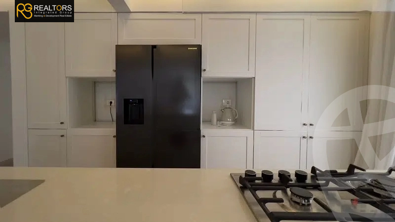 https://aqarmap.com.eg/en/listing/5954369-for-sale-cairo-el-sheikh-zayed-city-compounds-beverly-hills