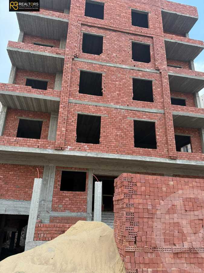 https://aqarmap.com.eg/en/listing/5960112-for-sale-cairo-el-sheikh-zayed-city-compounds