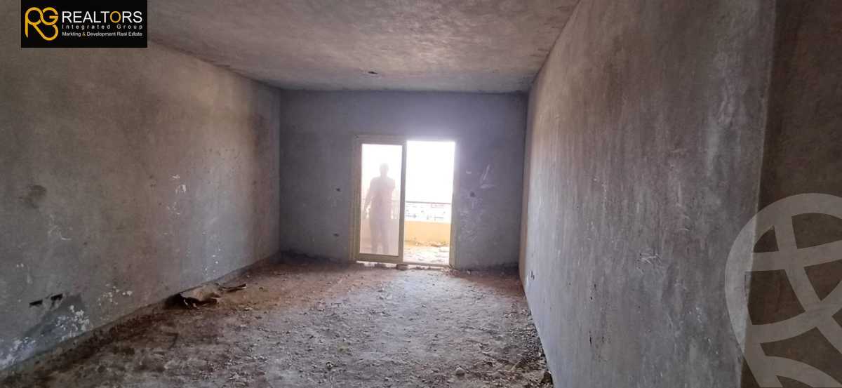 https://aqarmap.com.eg/en/listing/5960189-for-sale-cairo-el-sheikh-zayed-city-compounds-el-khamayel