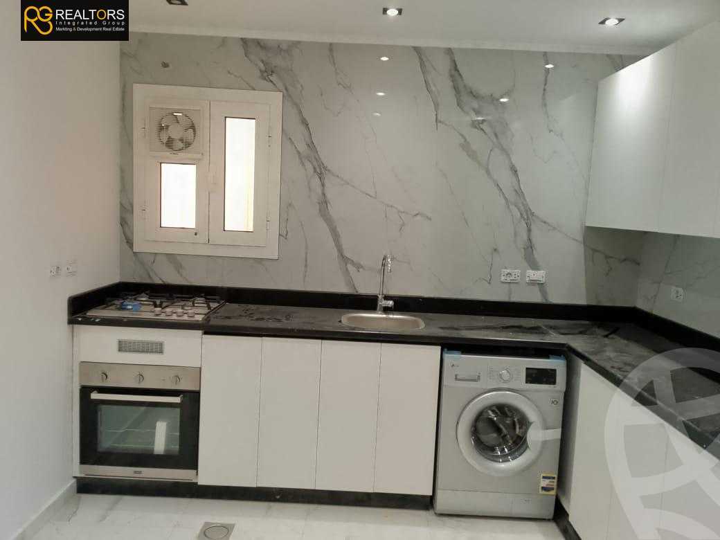 https://aqarmap.com.eg/ar/listing/5960402-for-sale-cairo-el-sheikh-zayed-city-compounds-el-khamayel