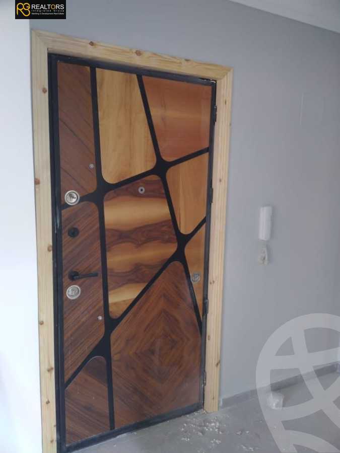 https://aqarmap.com.eg/ar/listing/5961153-for-sale-cairo-el-sheikh-zayed-city-compounds-el-khamayel