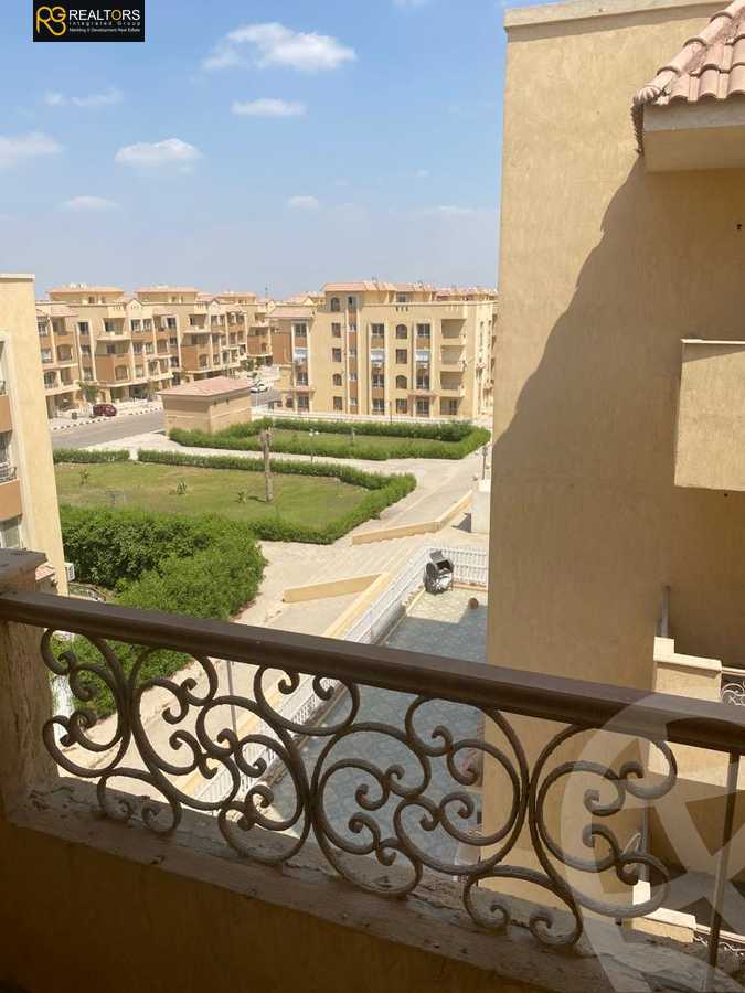 https://aqarmap.com.eg/ar/listing/5961153-for-sale-cairo-el-sheikh-zayed-city-compounds-el-khamayel