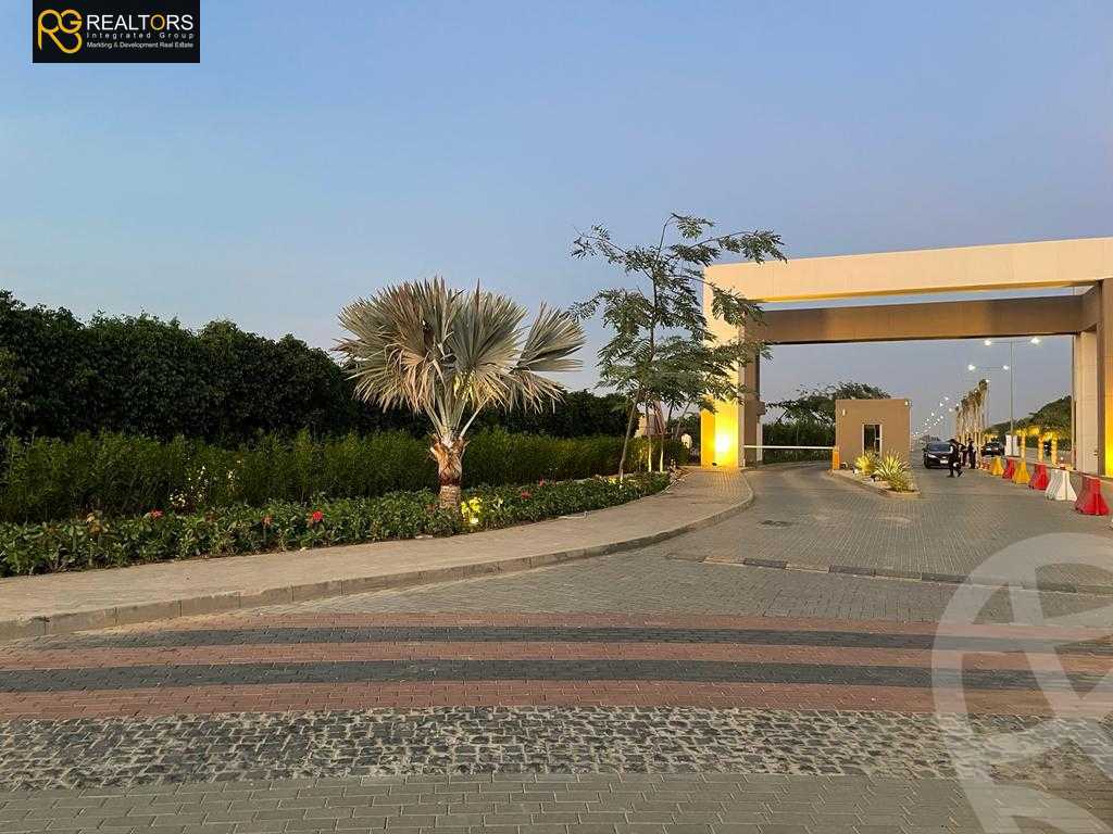 https://aqarmap.com.eg/ar/listing/5962907-for-sale-cairo-6th-of-october-compounds-grand-heights