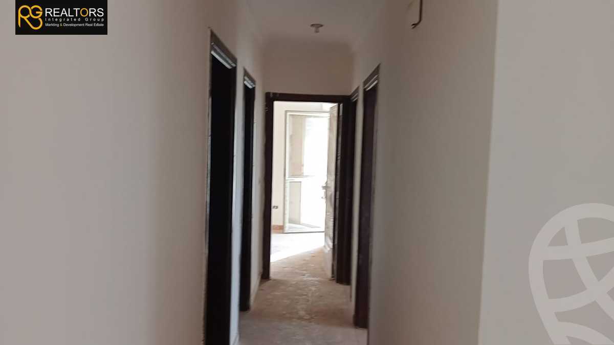 https://aqarmap.com.eg/en/listing/5967536-for-sale-cairo-el-sheikh-zayed-city-compounds-jn-zyd