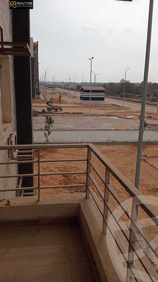 https://aqarmap.com.eg/en/listing/5967536-for-sale-cairo-el-sheikh-zayed-city-compounds-jn-zyd