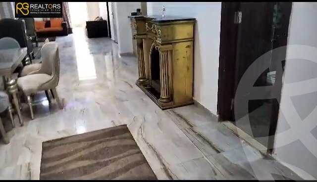 https://aqarmap.com.eg/en/listing/5967878-for-sale-cairo-el-sheikh-zayed-city-compounds-el-yasmeen-compound