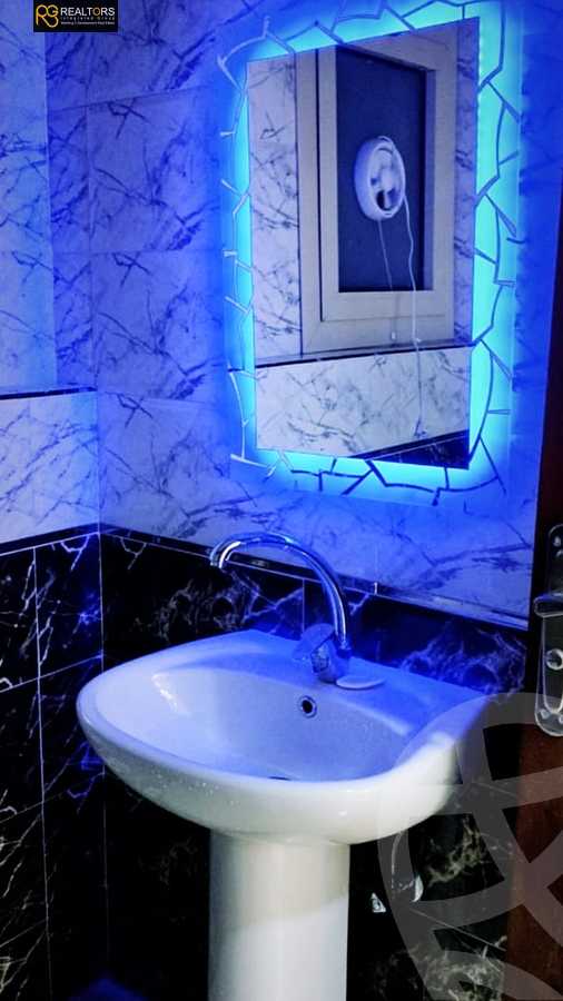 https://aqarmap.com.eg/en/listing/5970100-for-rent-cairo-el-sheikh-zayed-city-compounds-el-khamayel