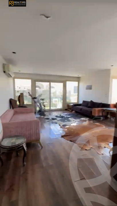 https://aqarmap.com.eg/en/listing/5970233-for-sale-cairo-el-sheikh-zayed-city-compounds-beverly-hills