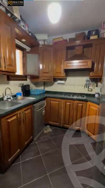 https://aqarmap.com.eg/en/listing/5970233-for-sale-cairo-el-sheikh-zayed-city-compounds-beverly-hills