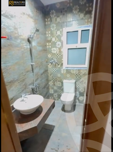 https://aqarmap.com.eg/en/listing/5970345-for-sale-cairo-el-sheikh-zayed-city-lshykh-zyd-ljdyd