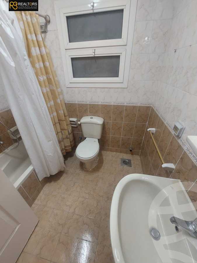 https://aqarmap.com.eg/en/listing/5973408-for-sale-cairo-el-sheikh-zayed-city-compounds-beverly-hills