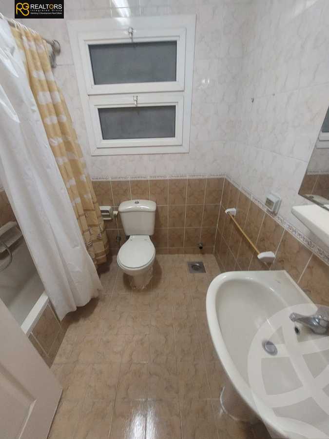https://aqarmap.com.eg/en/listing/5973408-for-sale-cairo-el-sheikh-zayed-city-compounds-beverly-hills