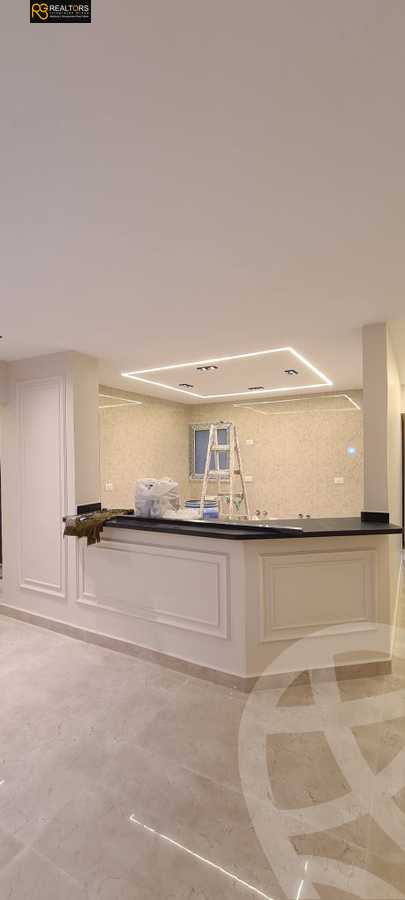 https://aqarmap.com.eg/en/listing/5973448-for-sale-cairo-el-sheikh-zayed-city-compounds-el-khamayel