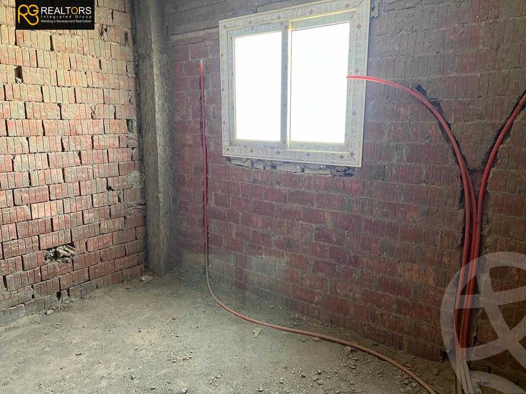 https://aqarmap.com.eg/en/listing/5973497-for-sale-cairo-new-cairo-compounds-brwmynd-ryzydns-wdy-djl-llttwyr
