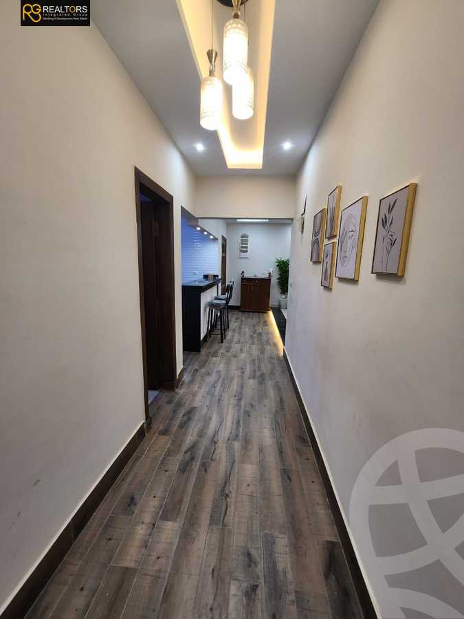 https://aqarmap.com.eg/ar/listing/5973504-for-sale-cairo-el-sheikh-zayed-city-compounds-el-khamayel